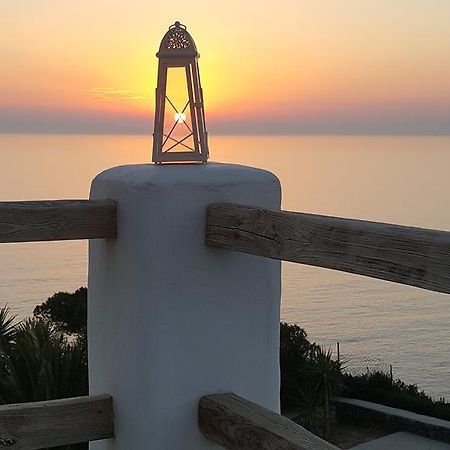 Syros Apartments Suites Chryssonisos Kini エクステリア 写真