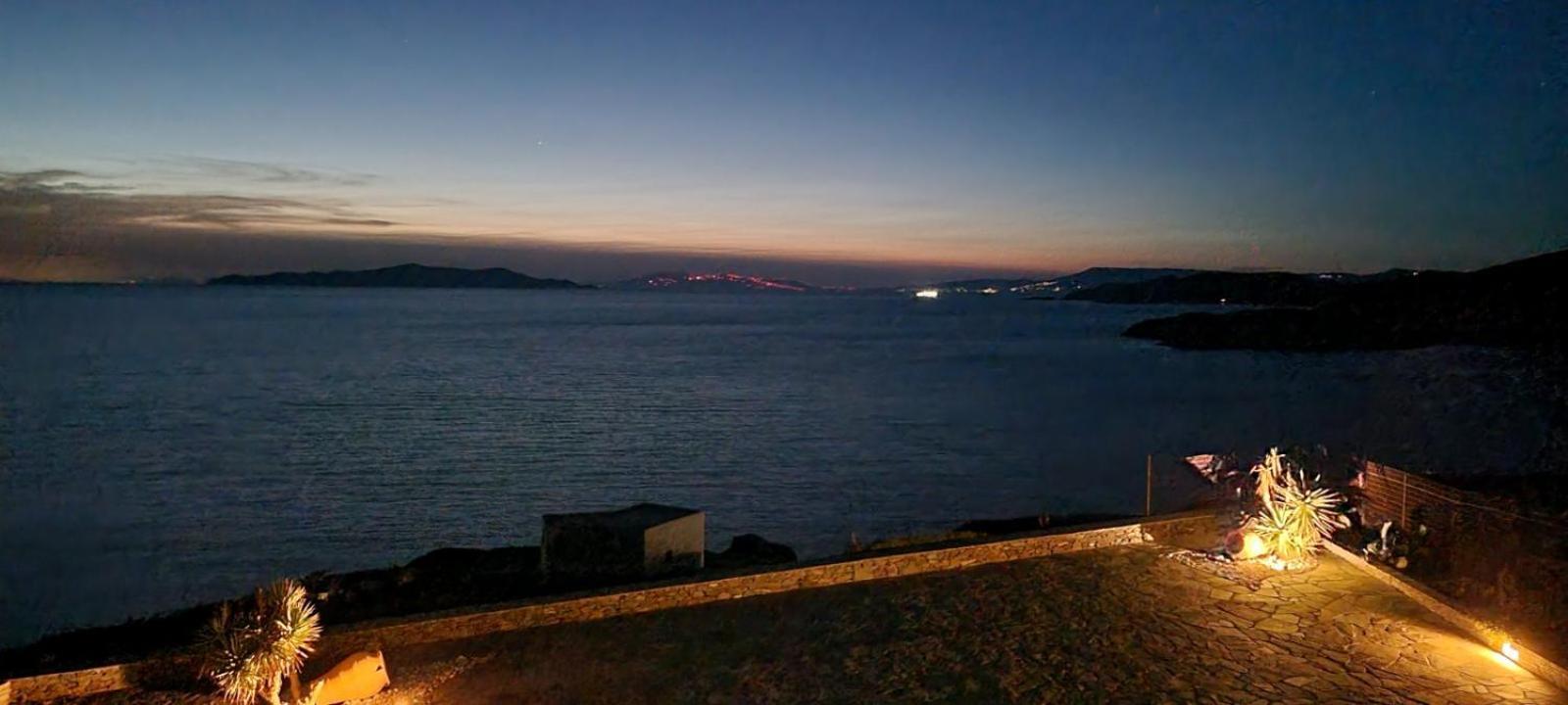 Syros Apartments Suites Chryssonisos Kini エクステリア 写真
