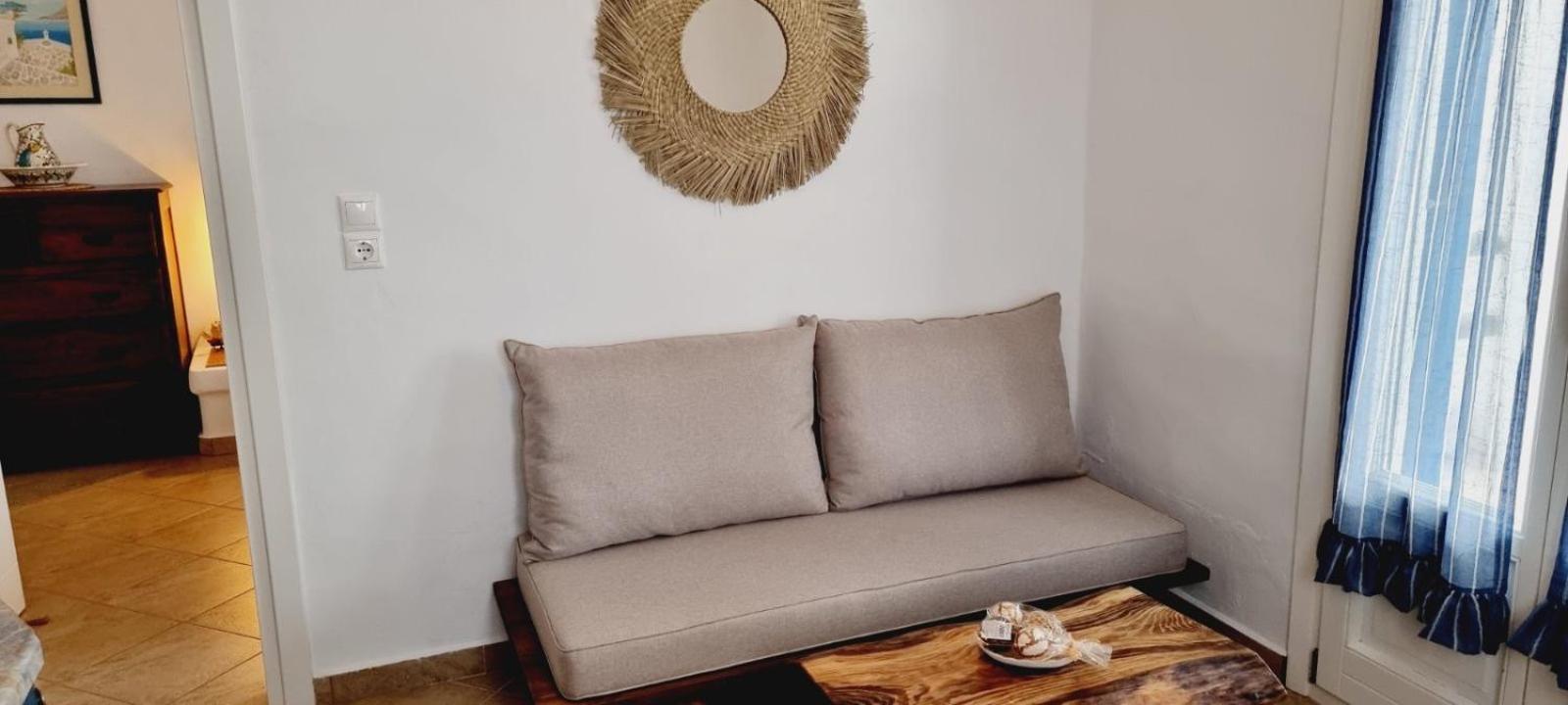 Syros Apartments Suites Chryssonisos Kini エクステリア 写真