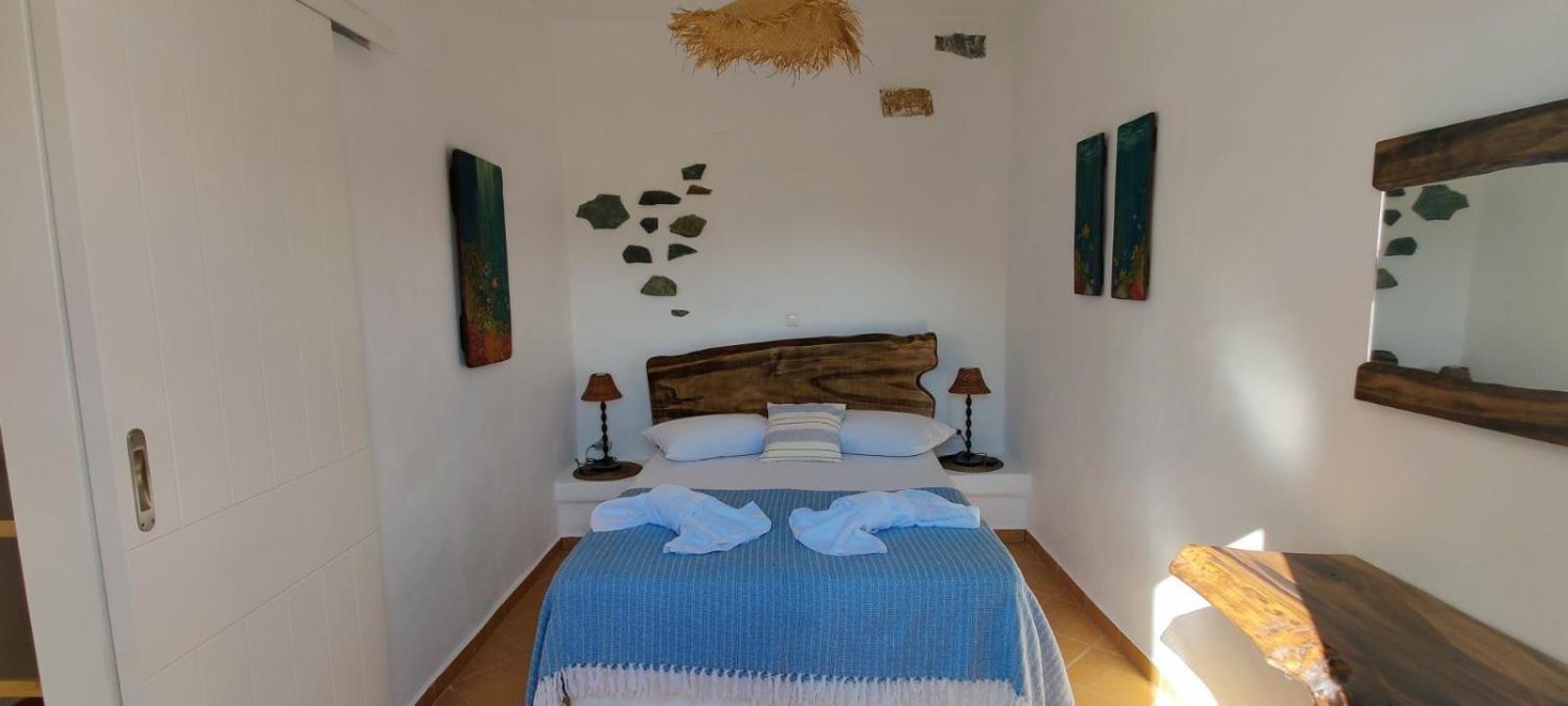 Syros Apartments Suites Chryssonisos Kini エクステリア 写真