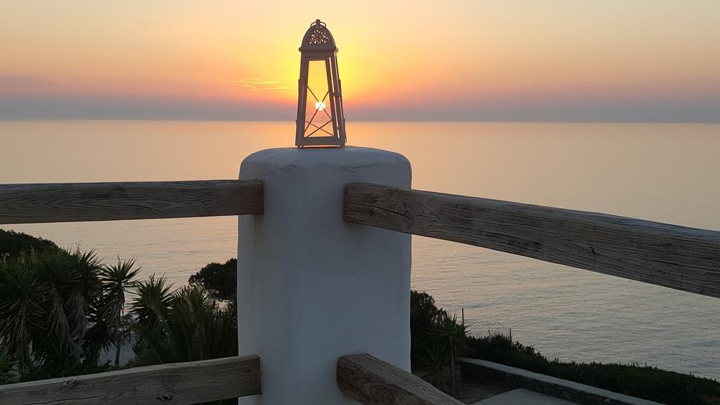 Syros Apartments Suites Chryssonisos Kini エクステリア 写真