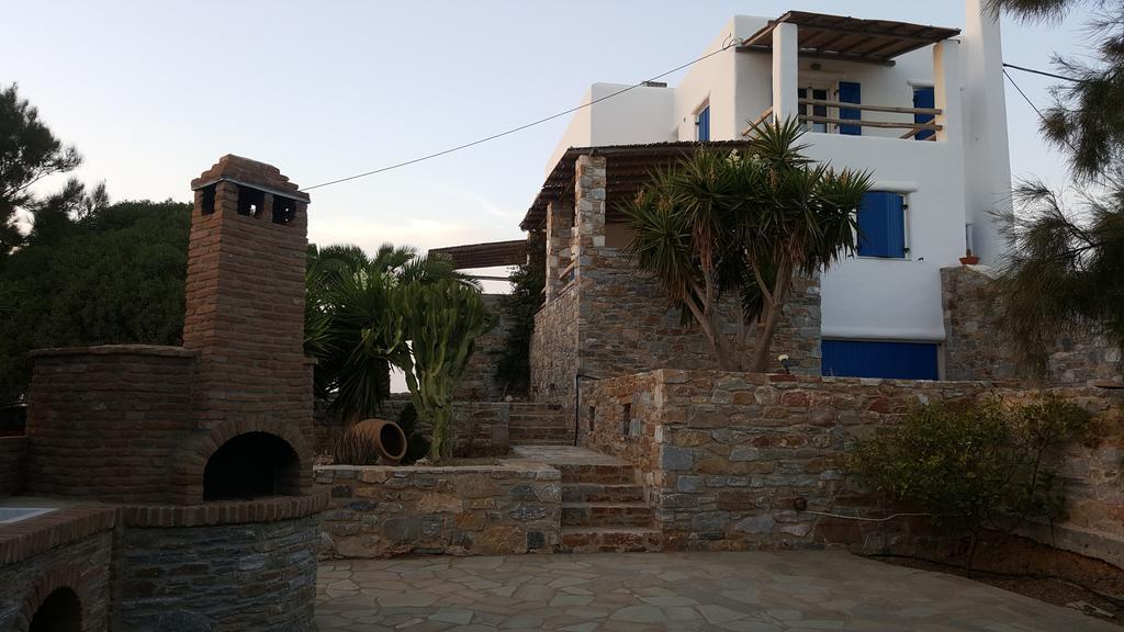 Syros Apartments Suites Chryssonisos Kini エクステリア 写真